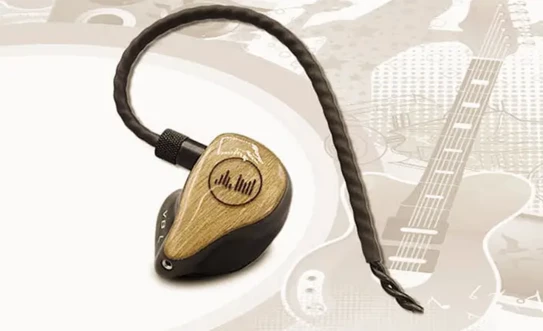 in-ear-card